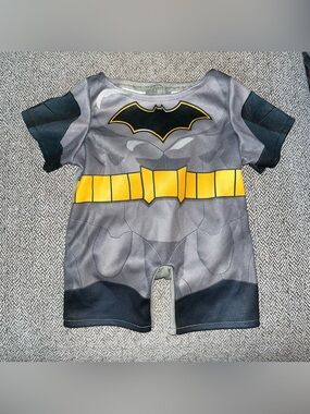 BUILD A BEAR Workshop BATMAN Costume DC Comics Black Gray Batman Costume Only